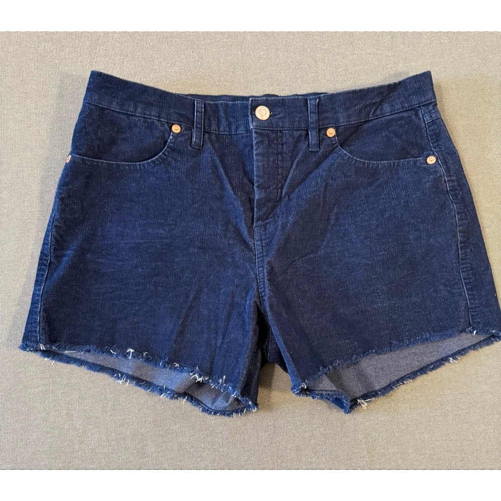 GAP Women's Super Soft Corduroy Shorts raw edge hem 3.5-in. inseam size 10 Blue